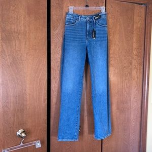 Express Modern Straight Super High Rise Curvy Jeans